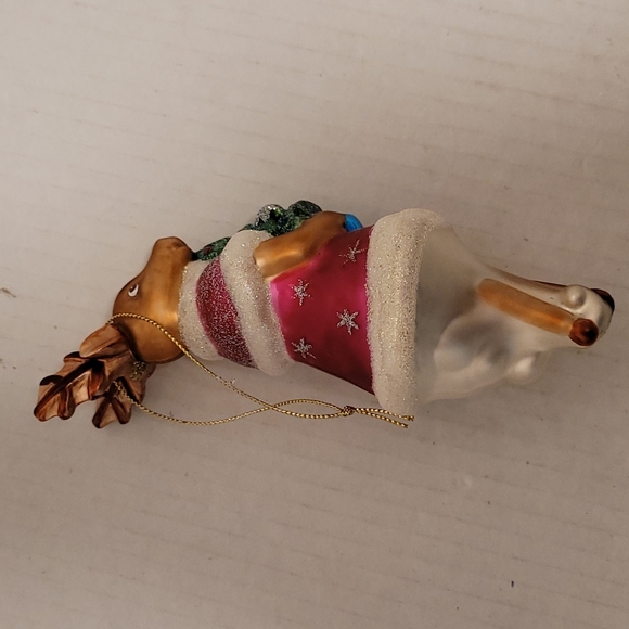 Adorable Reindeer Holding  a Christmas Tree Ornament - Picture 6 of 16